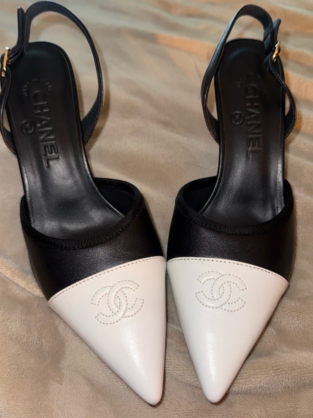 Cute Fancy Pointed Toe Heels